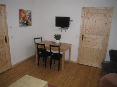 Hotel Weingaertner Mannheim Bagian luar foto