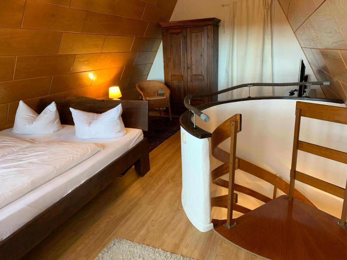 Hotel Weingaertner Mannheim Bagian luar foto