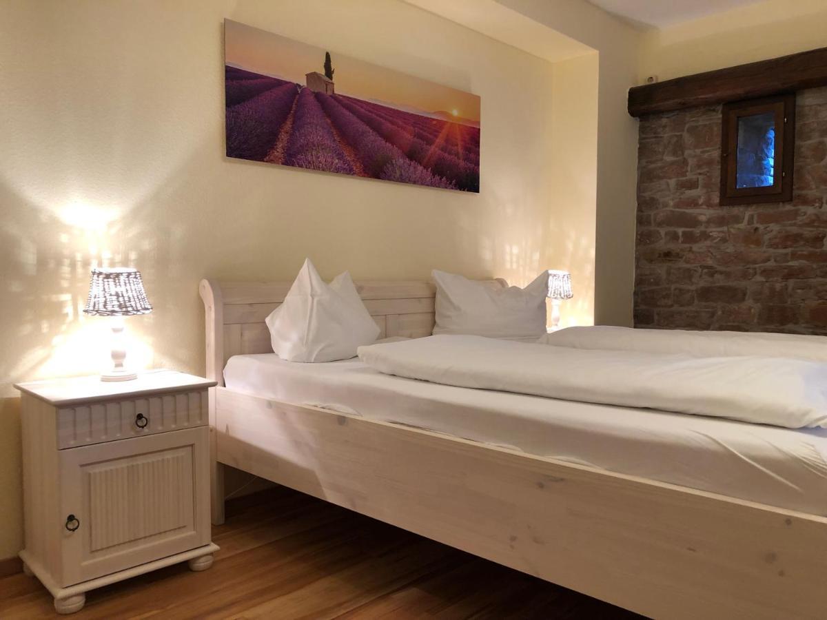 Hotel Weingaertner Mannheim Bagian luar foto